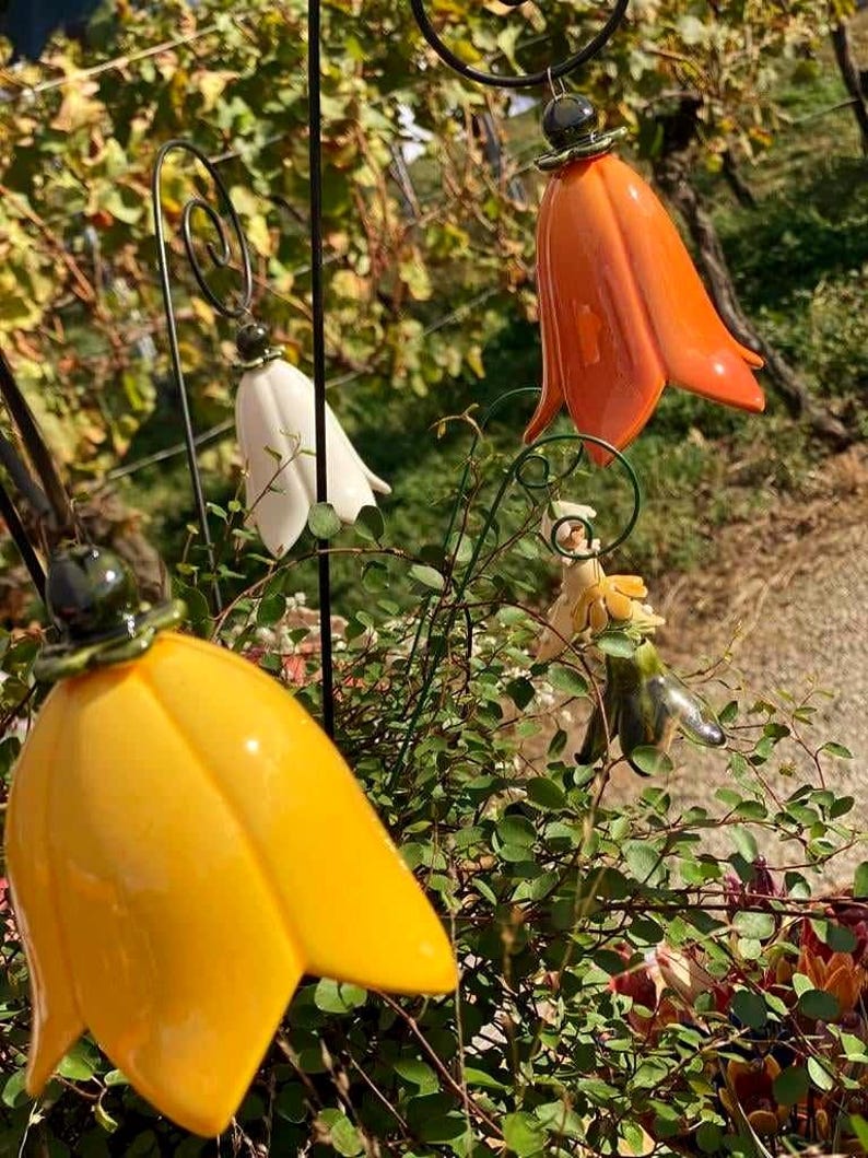 Campanule en céramique - fleur décorative avec tige - 10 cm
