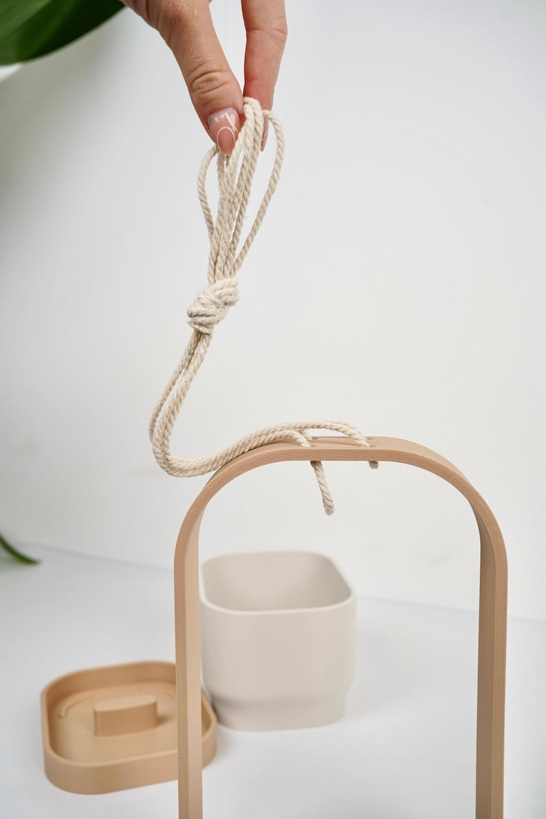 Jardinière suspendue d'intérieur minimaliste moderne avec cadre et soucoupe
